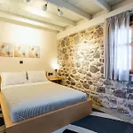 Апарт-отель Stone Limni (Evia)