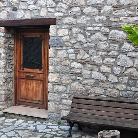 Stone Aparthotel *