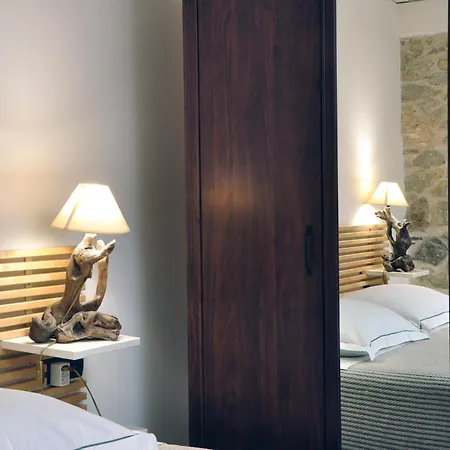 Stone Aparthotel Limni (Evia)