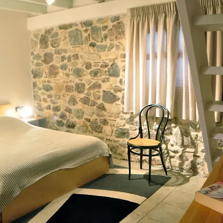 Stone Aparthotel