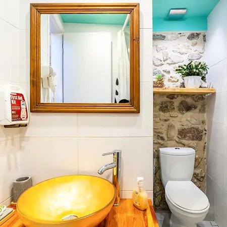 Stone 3* Límni