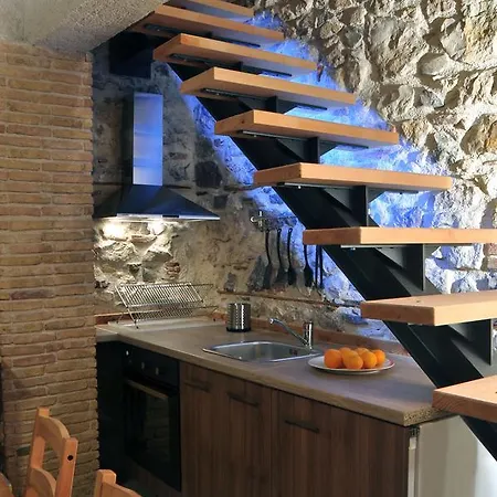 Stone Aparthotel *