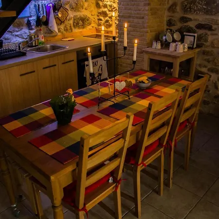 Stone Aparthotel *