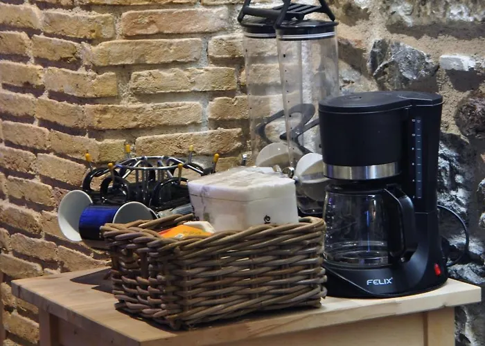 Aparthotel Stone Limni (Evia)